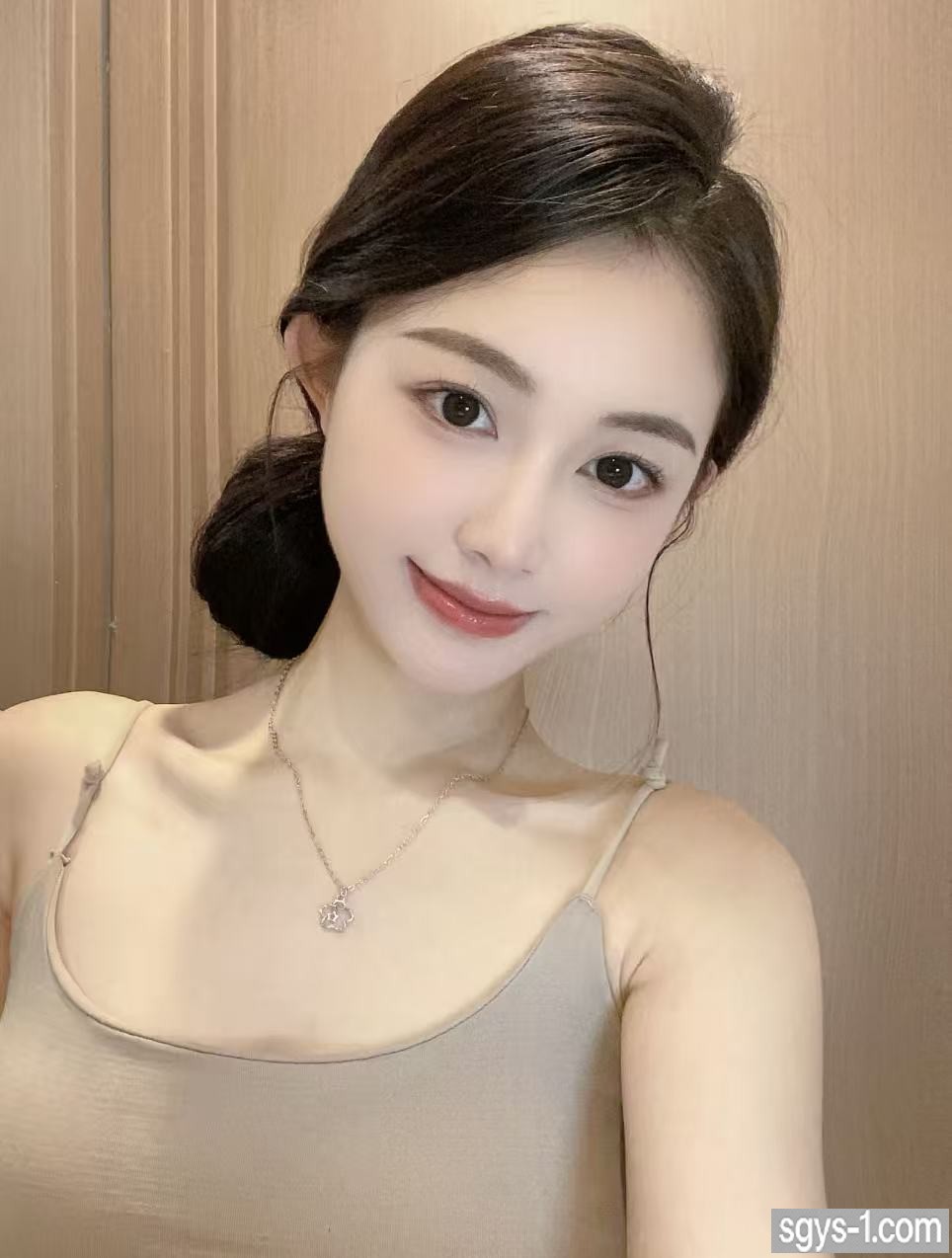 YingYing-莹莹